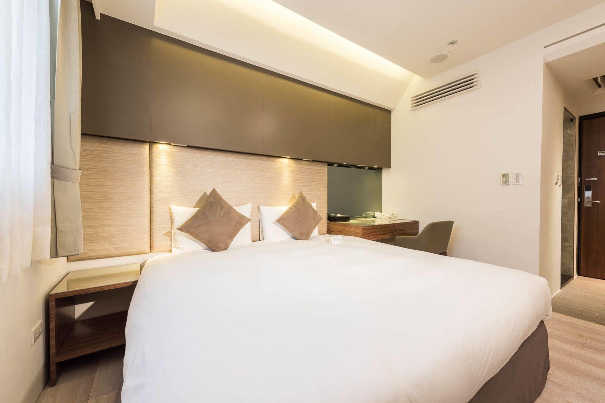 Shin Yuan Park Hotel Kota Hsinchu Bagian luar foto
